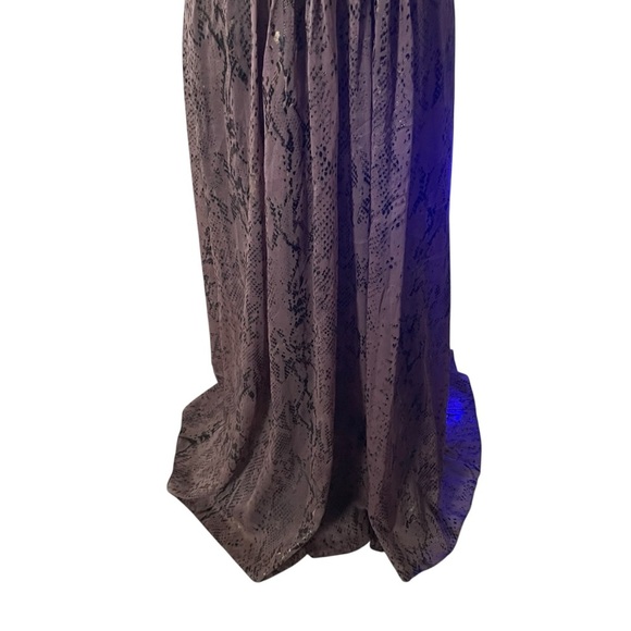 NWT Adrianna Papell Brown Snake Print Gauzy Maxi Dress Size 4 - Picture 6 of 9